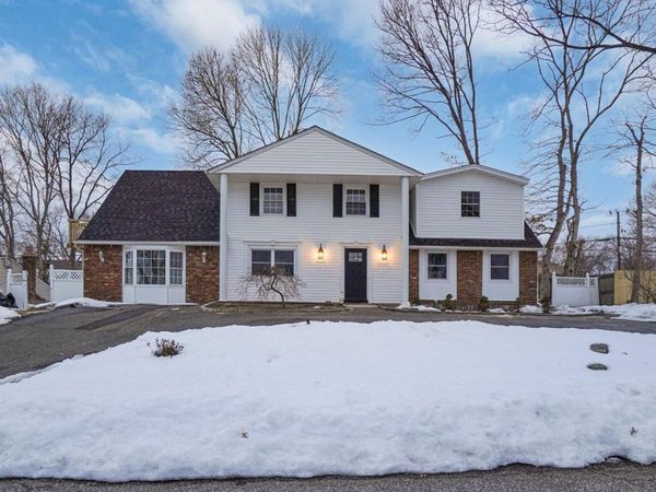 35 John Street, Port Jefferson Station, NY 11776