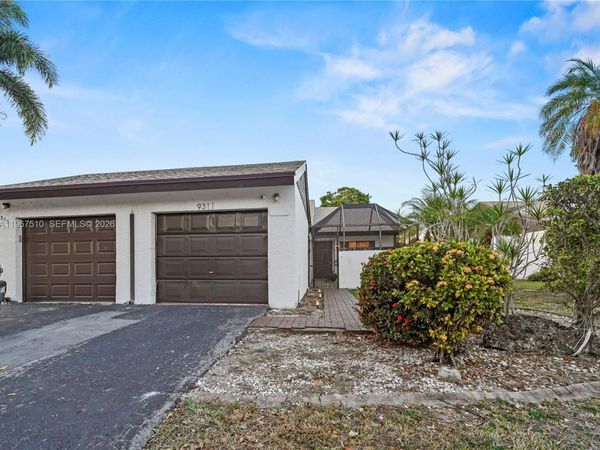 9311 Wedgewood Dr , Unit A19, Tamarac, FL 33321