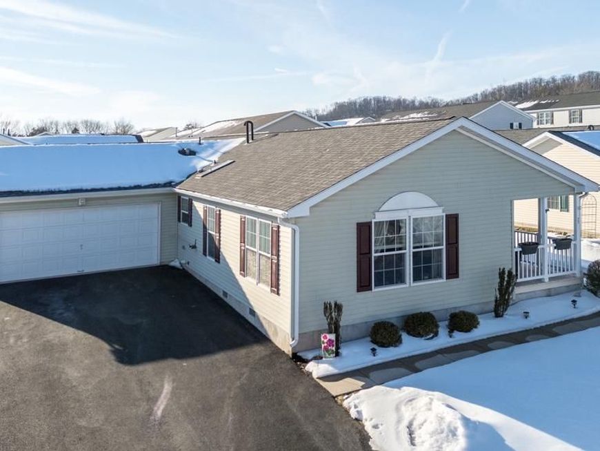 77 Random Road, Douglassville, PA 19518 Main Photo