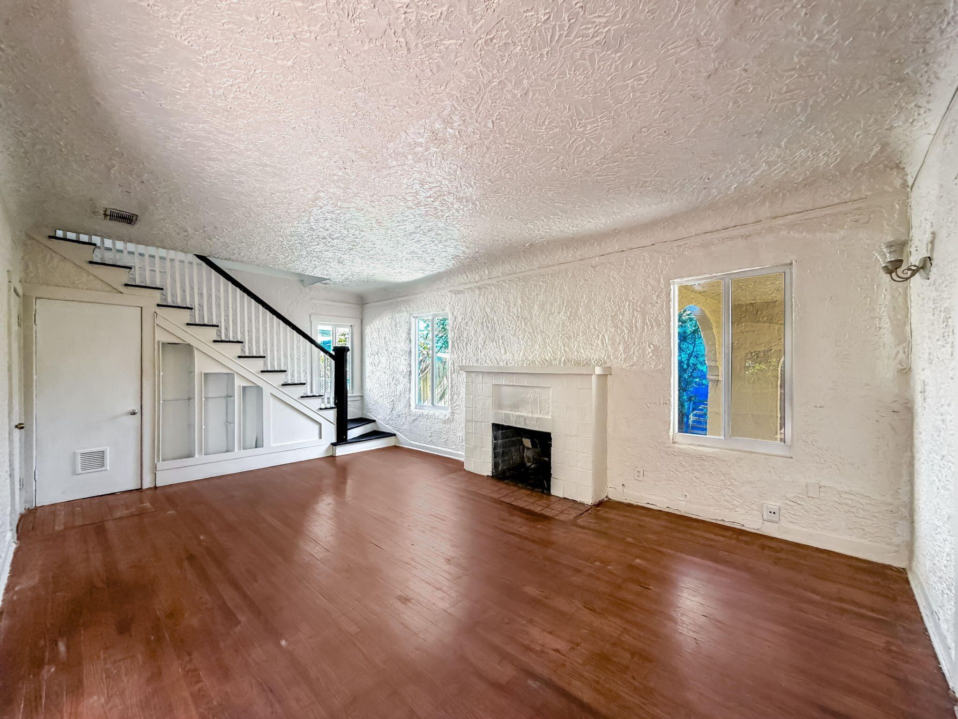 619 30th Street, West Palm Beach, FL 33407 Photo