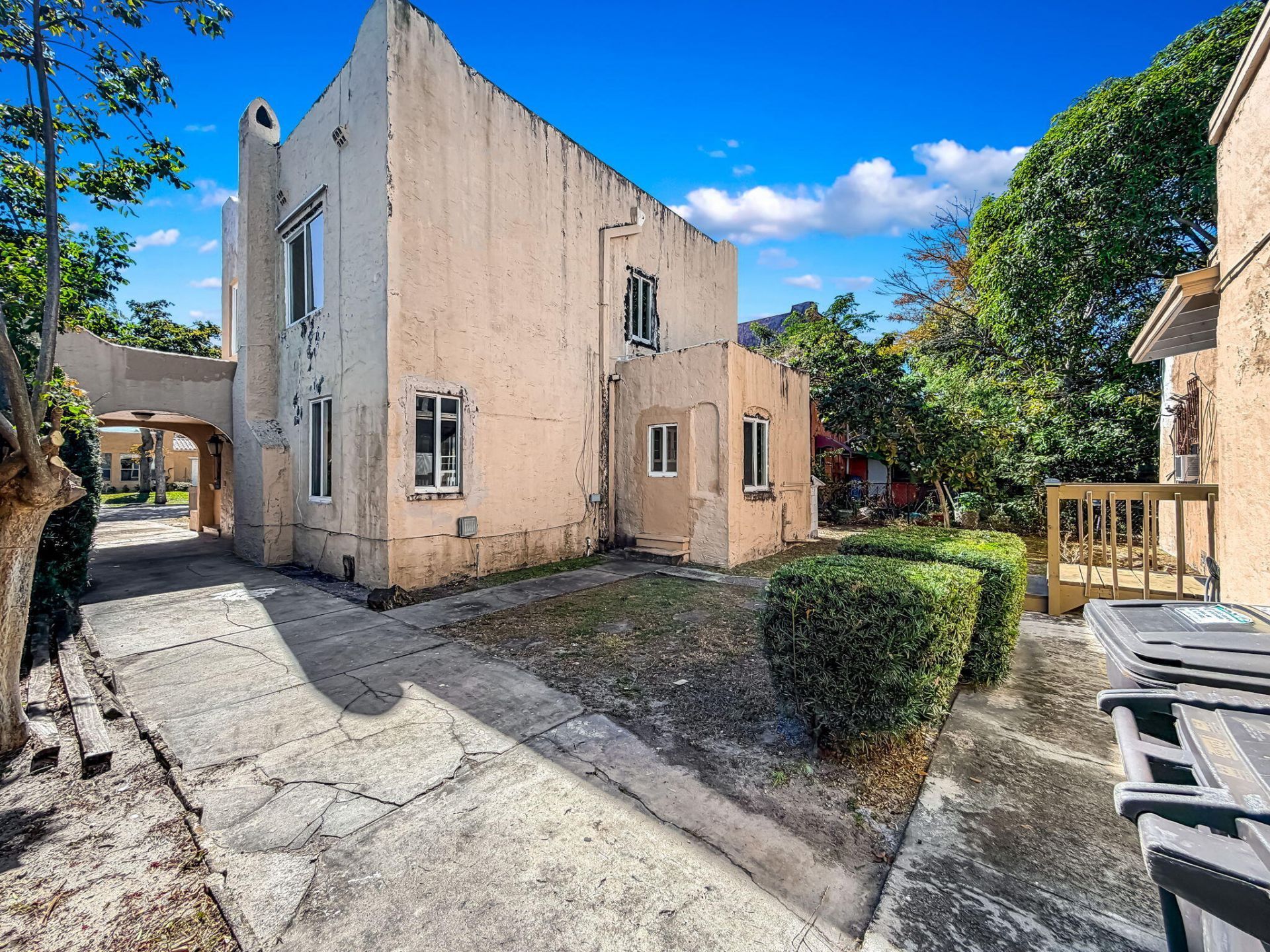 619 30th Street, West Palm Beach, FL 33407 Photo