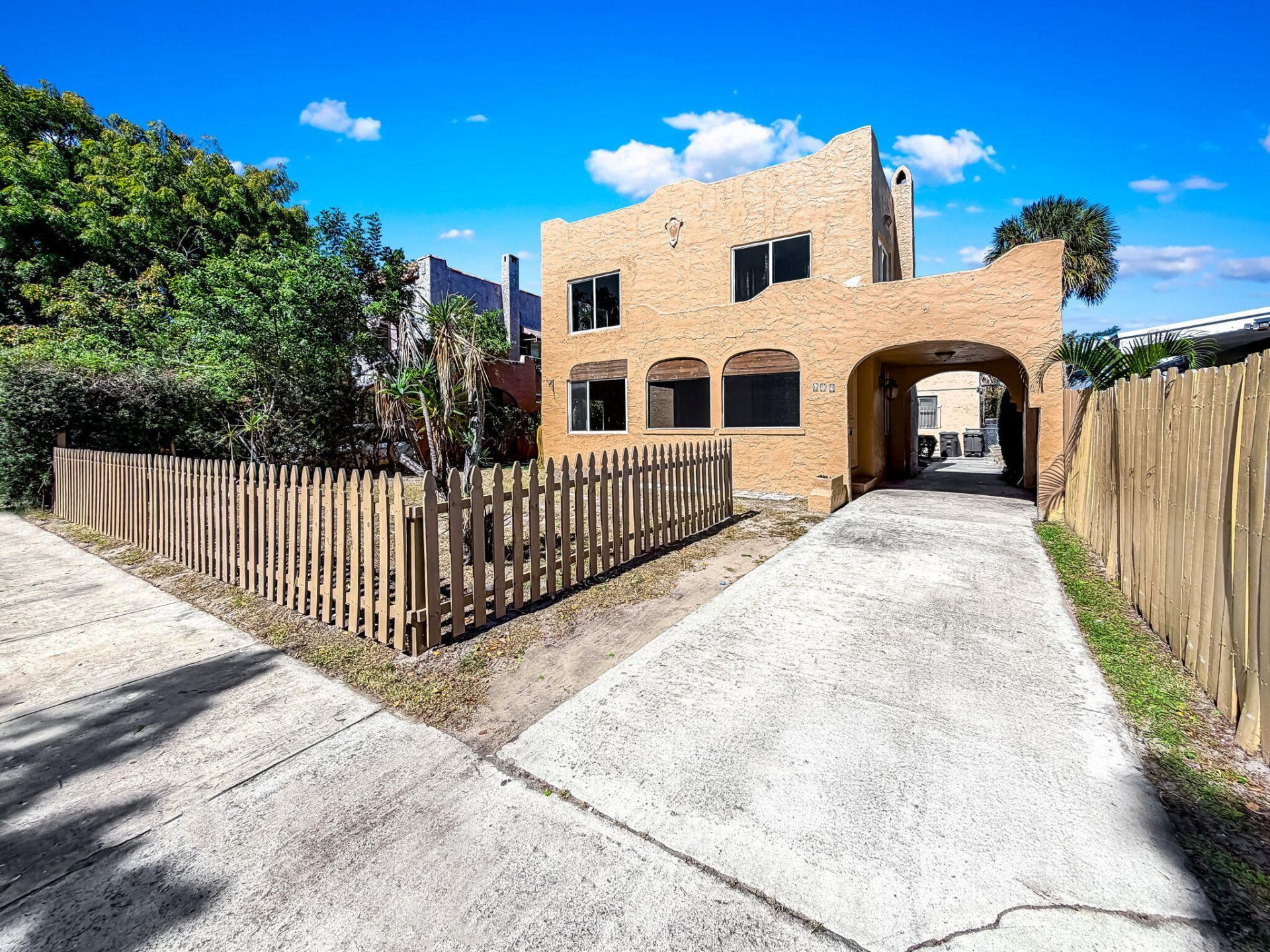 619 30th Street, West Palm Beach, FL 33407 Photo