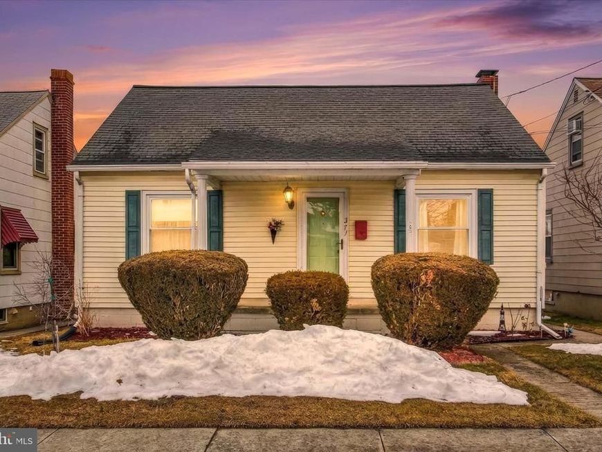 371 Maple Avenue, Hanover, PA 17331 Main Photo