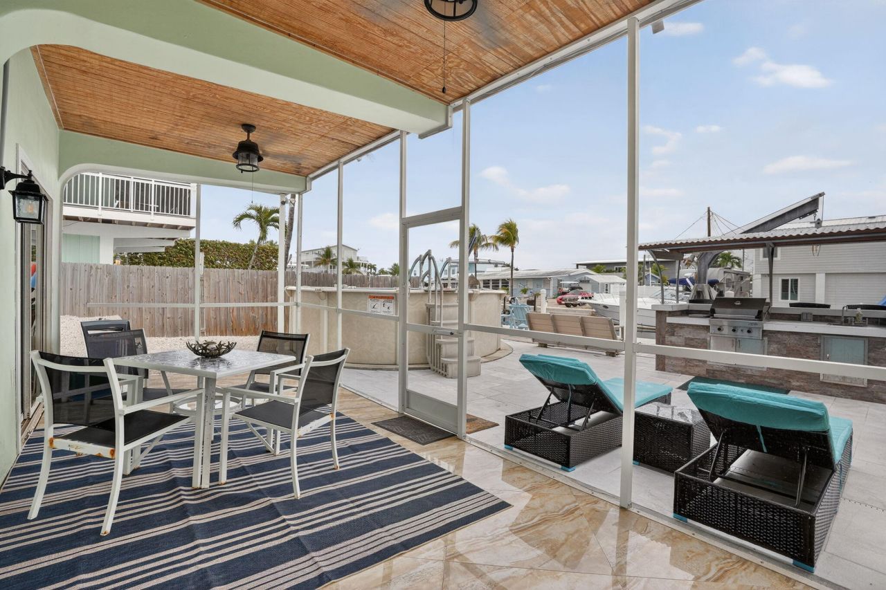 19 Mangrove Lane, Key Largo, FL 33037 Photo