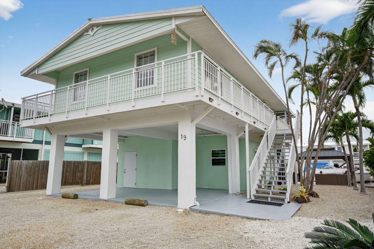 19 Mangrove Lane, Key Largo, FL 33037 Photo