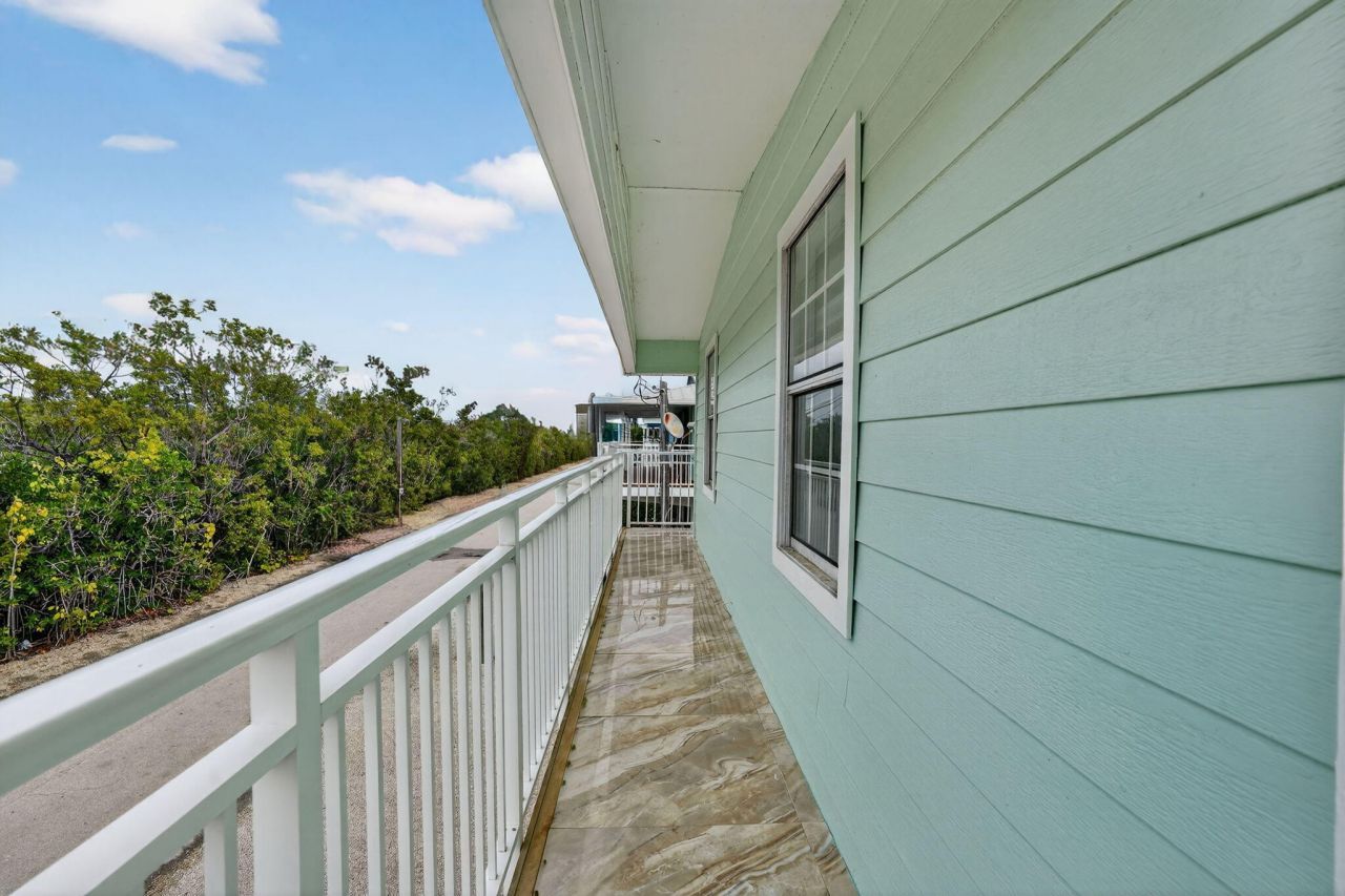 19 Mangrove Lane, Key Largo, FL 33037 Photo