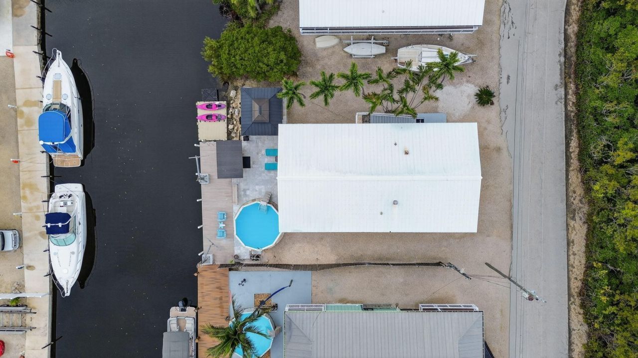 19 Mangrove Lane, Key Largo, FL 33037 Photo