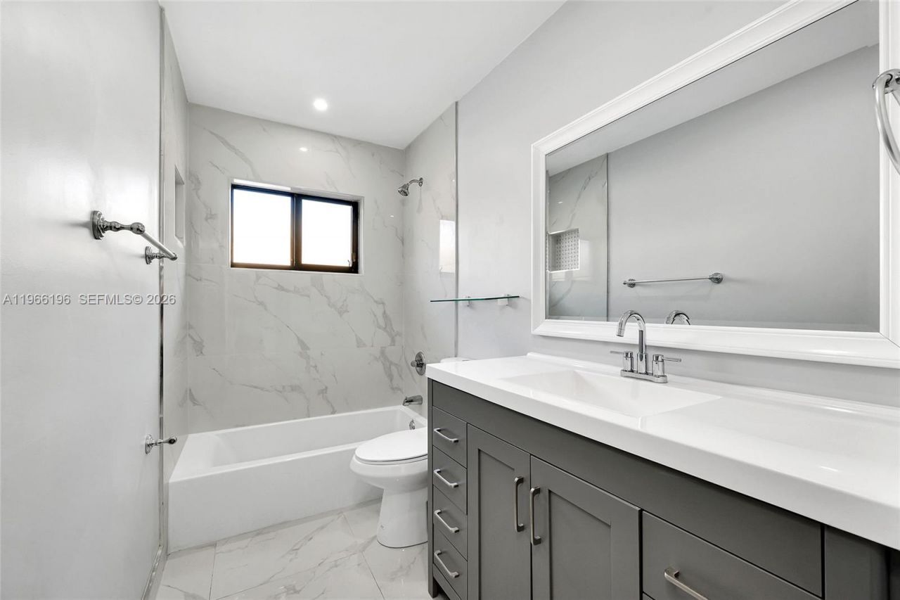 2221 Charleston St , Hollywood, FL 33020 Photo