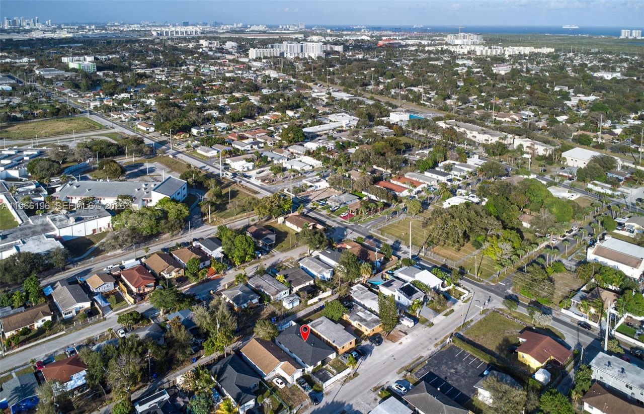 2221 Charleston St , Hollywood, FL 33020 Photo