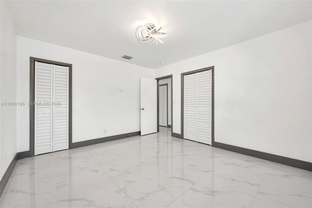 2221 Charleston St , Hollywood, FL 33020 Photo