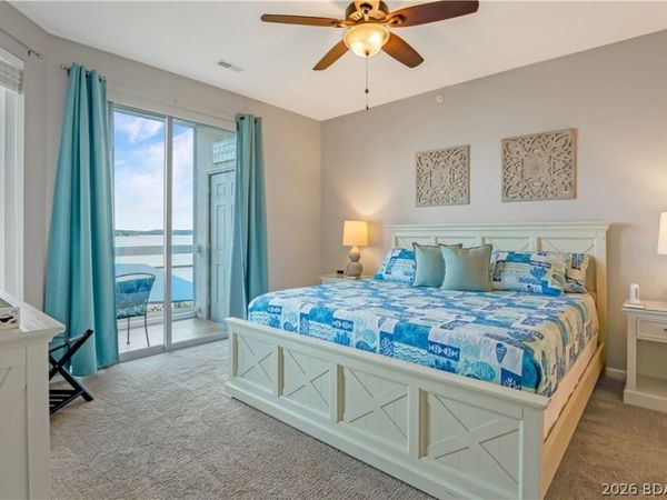 1220 Lands End Parkway, Unit 109, Osage Beach, MO 65065