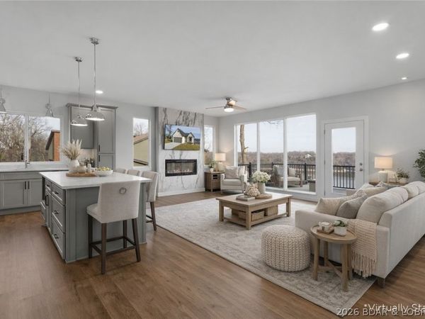 312 Woodland Point, Linn Creek, MO 65052