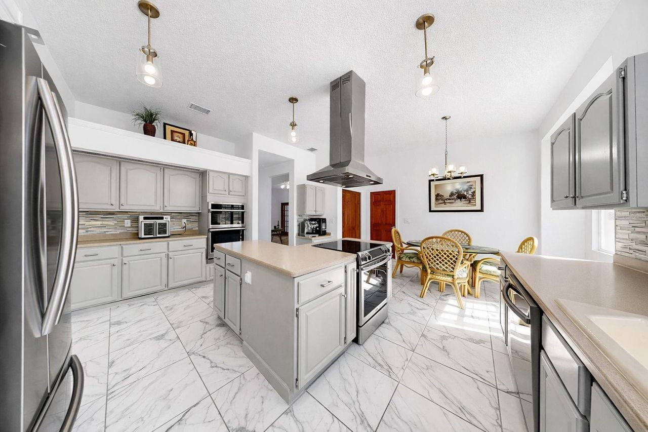 13607 2nd Avenue E, Bradenton, FL 34212 Photo