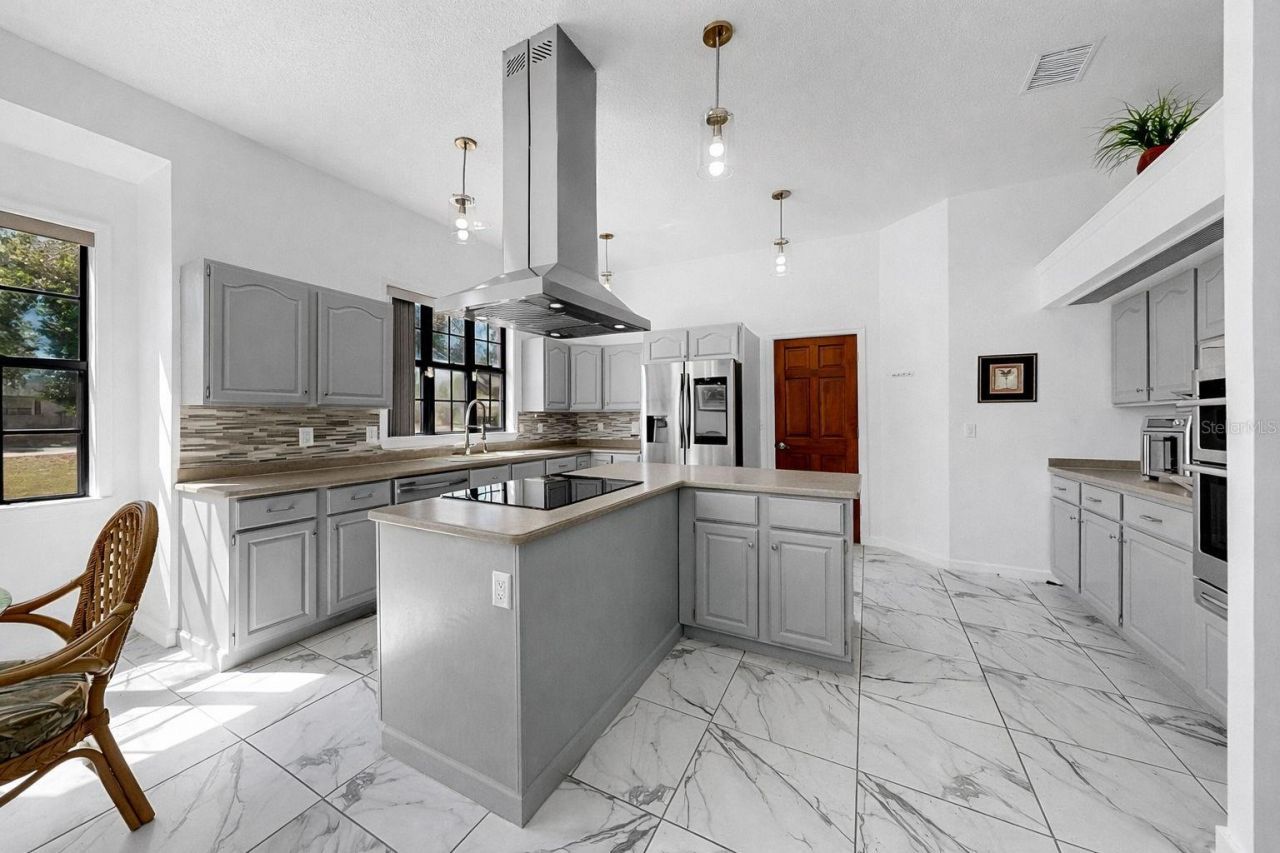 13607 2nd Avenue E, Bradenton, FL 34212 Photo