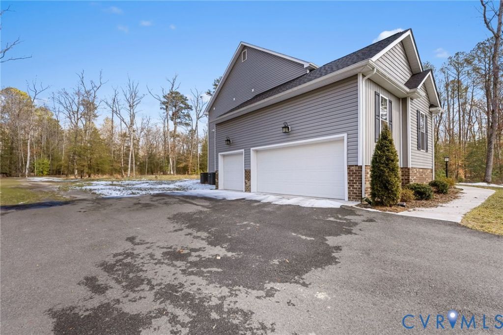 12668 Greenwood Road Glen Allen, VA 23059