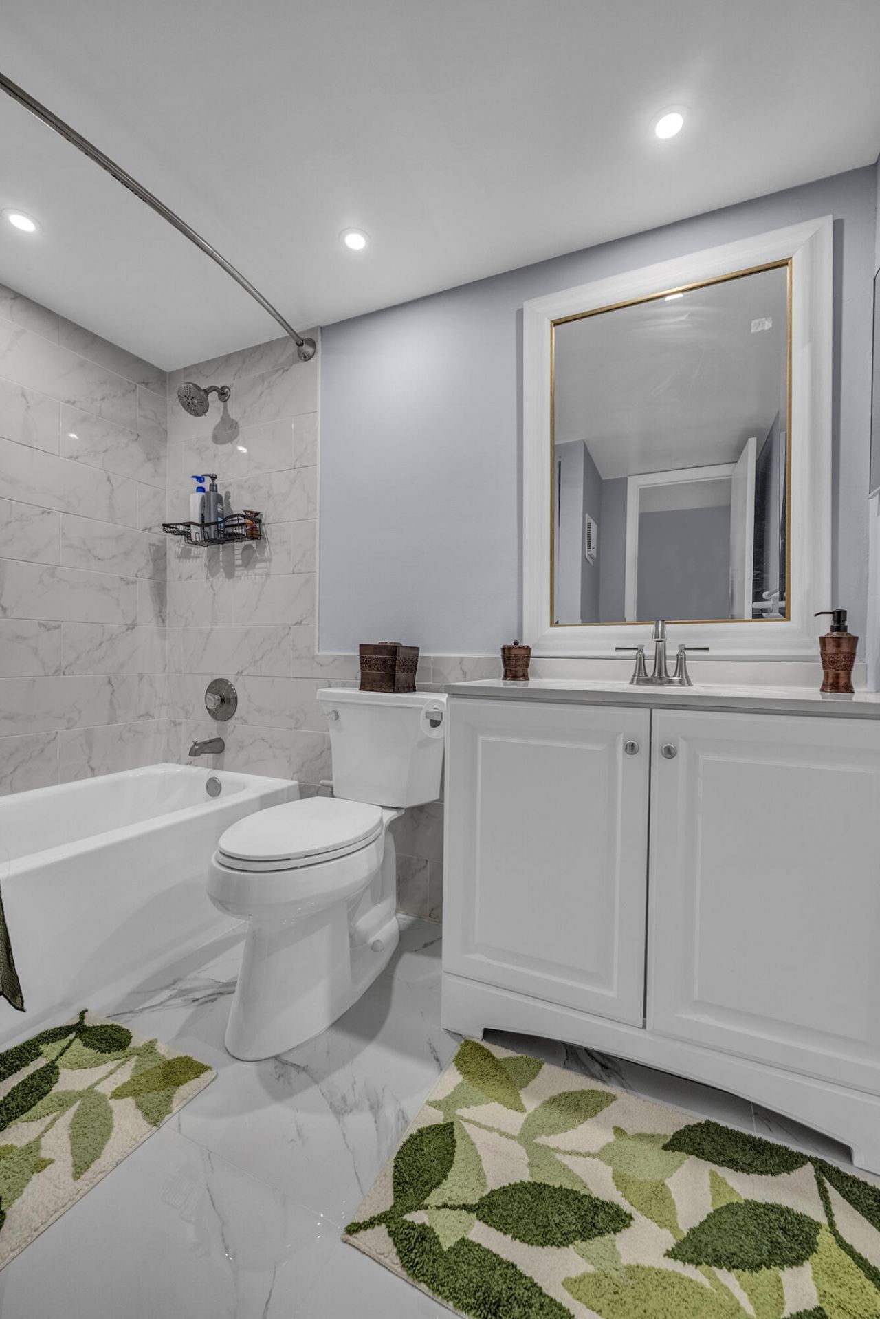 162 Capri D, Delray Beach, FL 33484 Photo