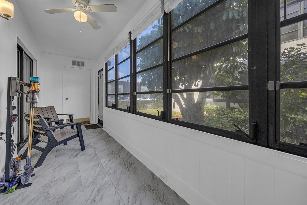 162 Capri D, Delray Beach, FL 33484 Photo