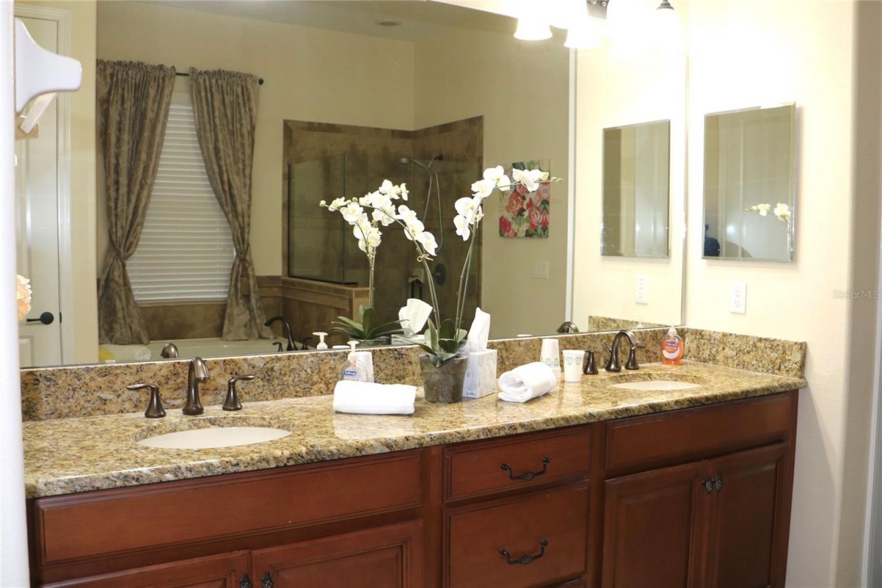 25447 High Hampton Circle, Sorrento, FL 32776 Photo