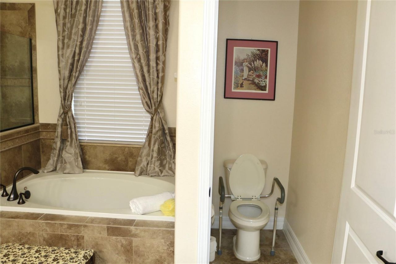25447 High Hampton Circle, Sorrento, FL 32776 Photo