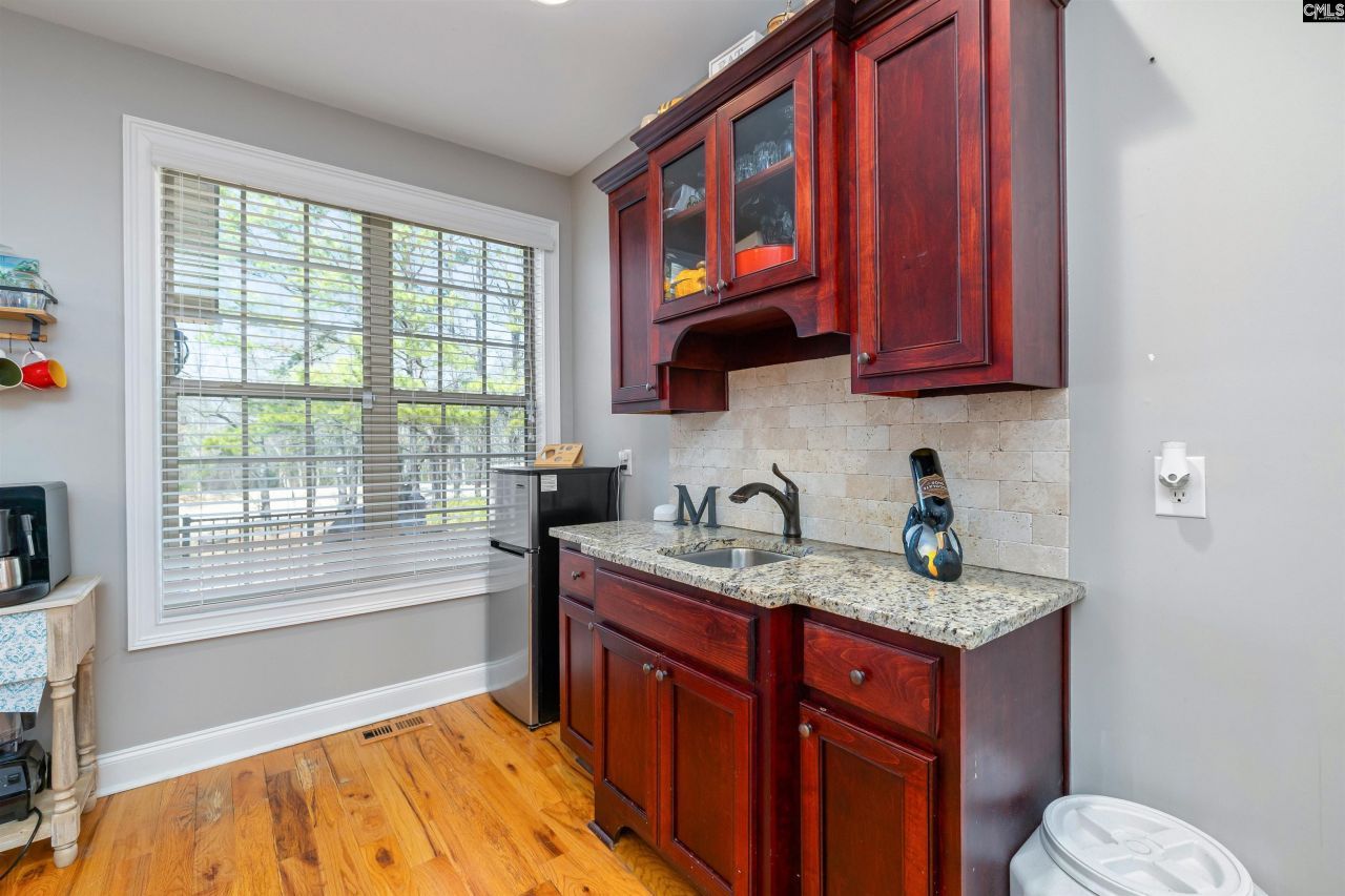 6715 Hidden Haven Road  Photo 22