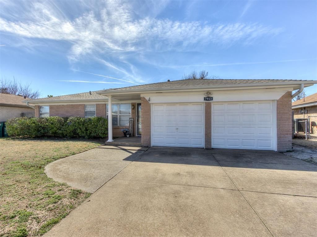 7913 S Mckinley Avenue, Oklahoma City, OK 73139 Main Photo