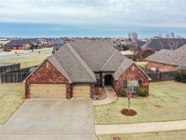 1408 Crimson Drive, Weatherford, OK 73096