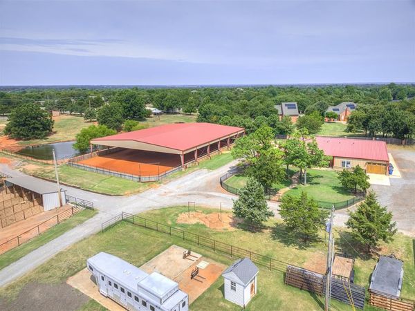 3921 NW 6th Street, Newcastle, OK 73065