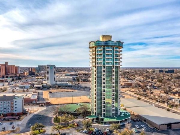 5900 Mosteller Drive Drive, Unit 102, Oklahoma City, OK 73112