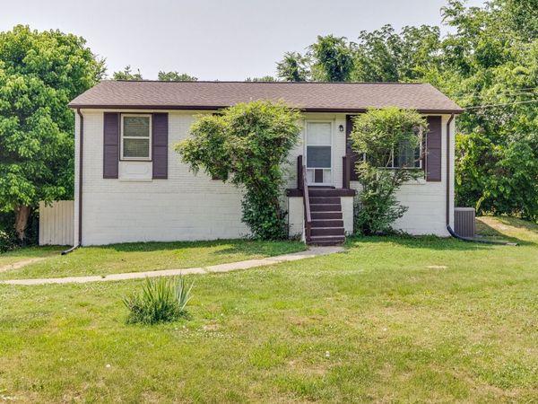 132 Hollywood Blvd , Gallatin, TN 37066