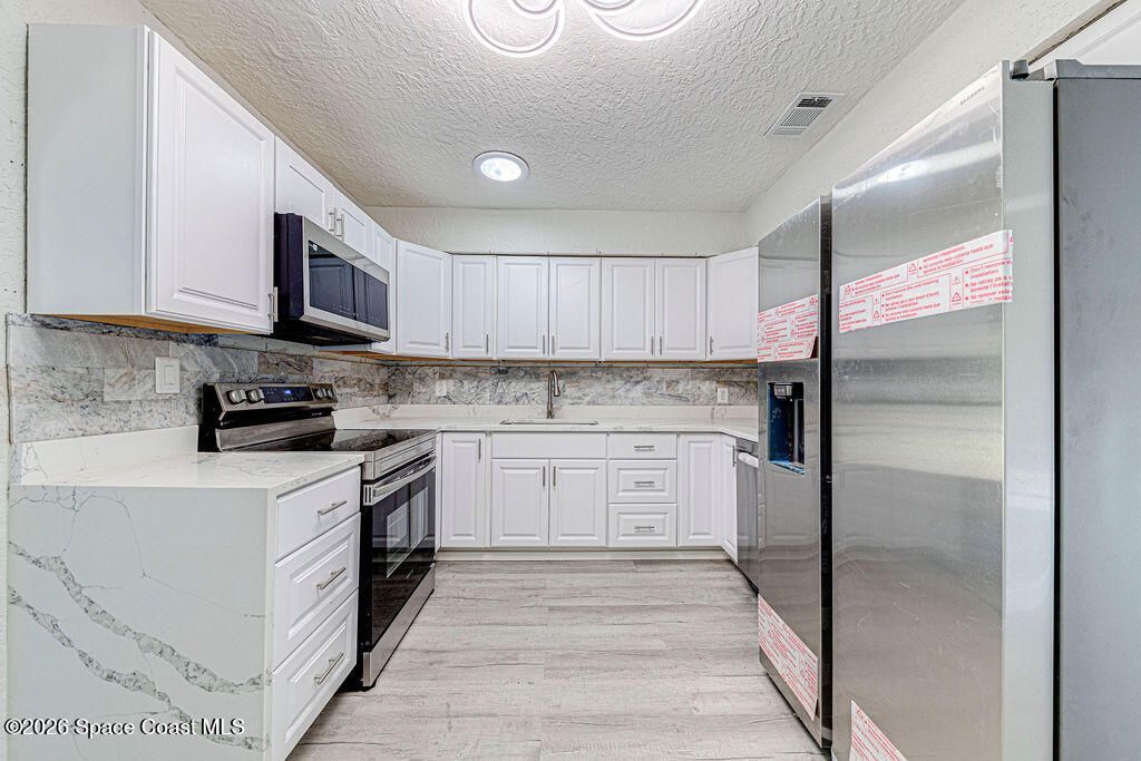 2773 W Hickory Circle , Mims, FL 32754 Photo