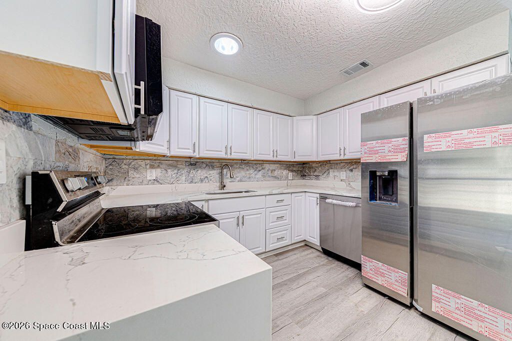 2773 W Hickory Circle , Mims, FL 32754 Photo