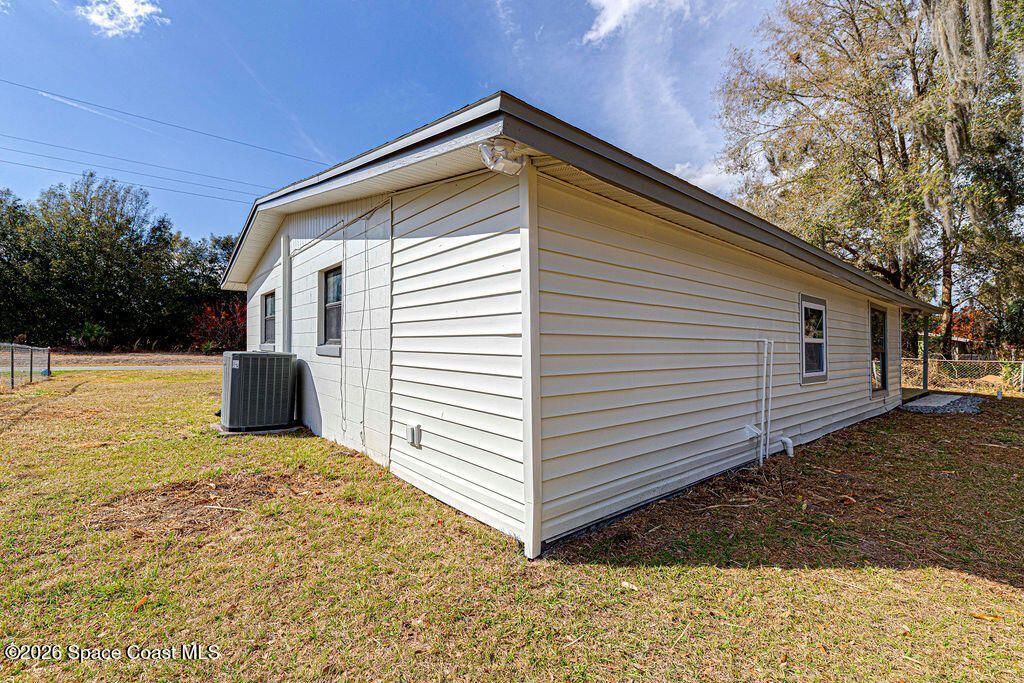 2773 W Hickory Circle , Mims, FL 32754 Photo