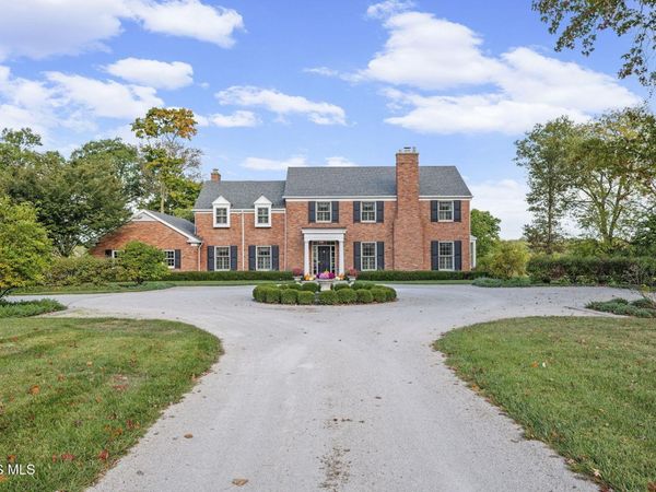 451 E Front Street, Perrysburg, OH 43551