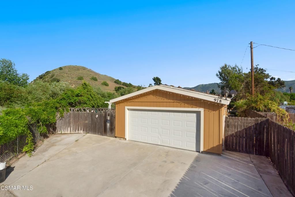 978 Main Street, Piru, CA 93040 Main Photo