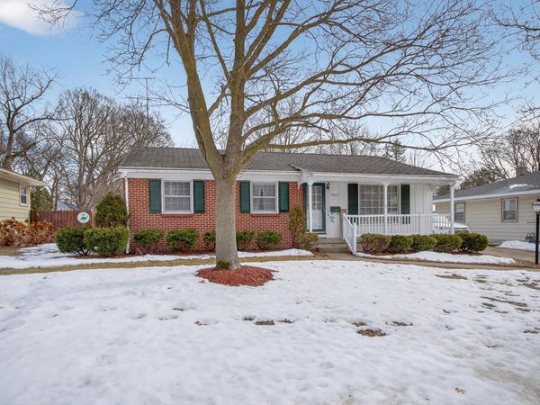 3624 Taft Avenue SW, Wyoming, MI 49519