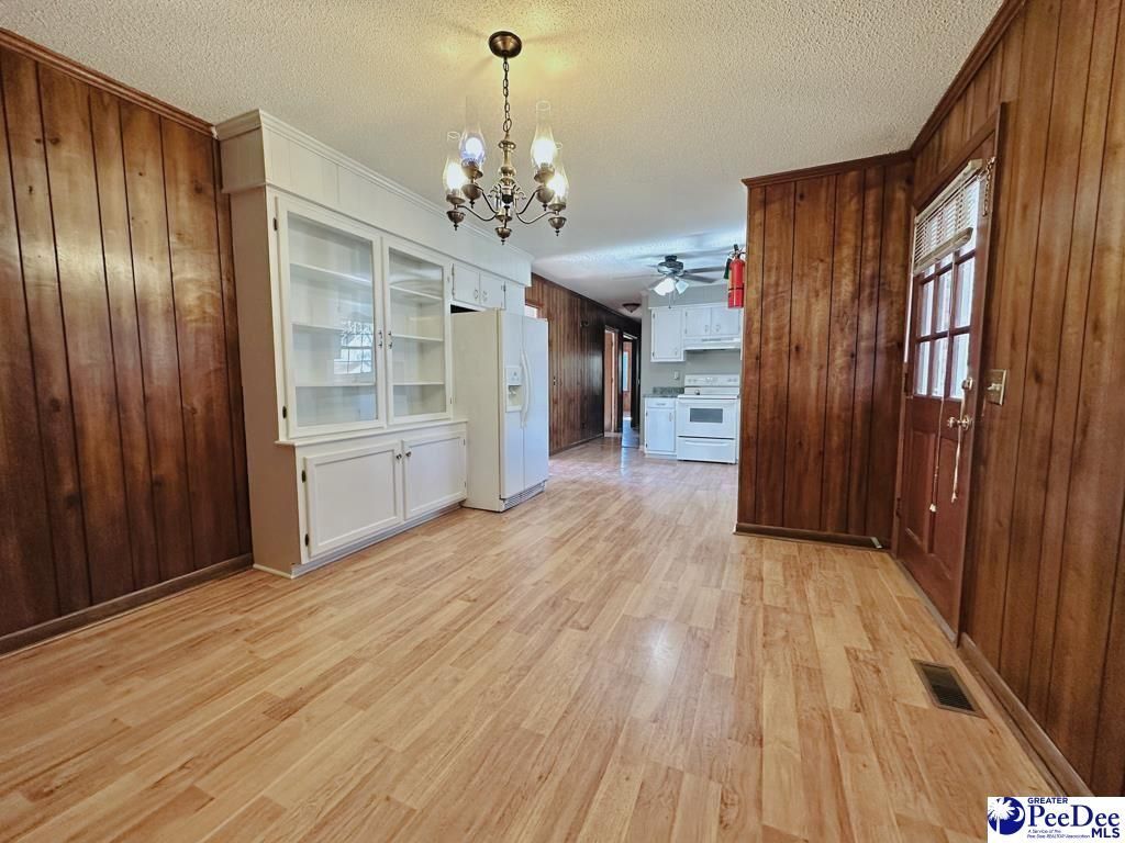 1157 Maple Street Photo 14