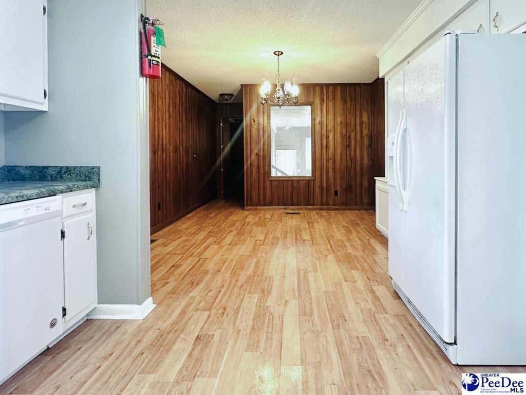 1157 Maple Street Photo 7