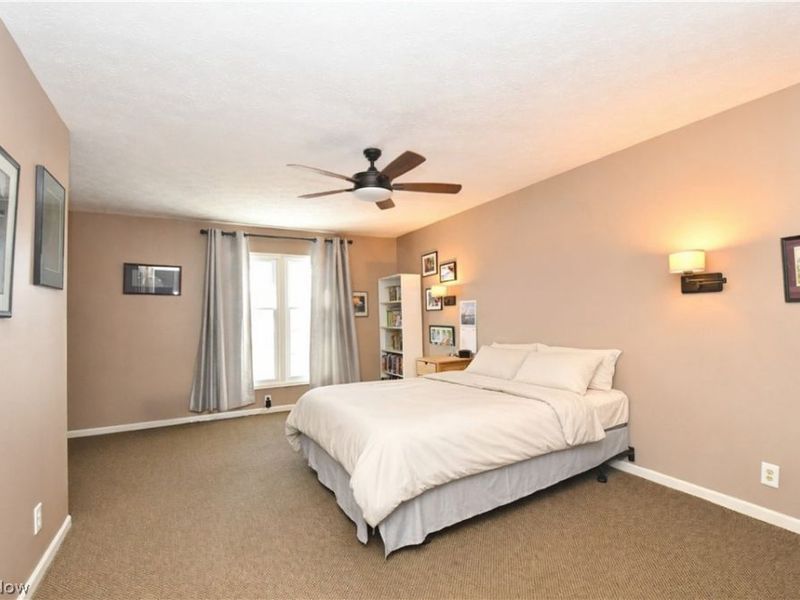 34108 Chagrin Boulevard, Unit 5104, Moreland Hills, OH 44022 Photo 13