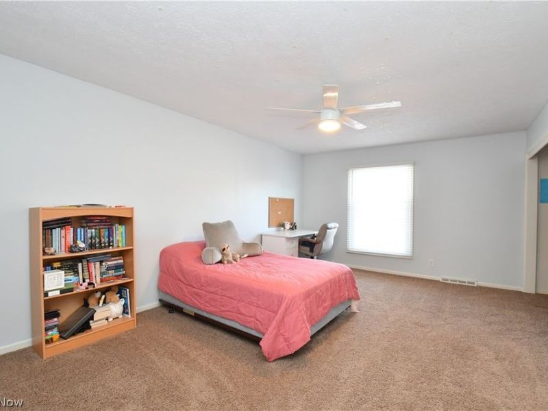 34108 Chagrin Boulevard, Unit 5104, Moreland Hills, OH 44022 Photo 16