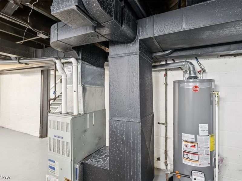 2821 E 127th Street, Cleveland, OH 44120 Photo 20