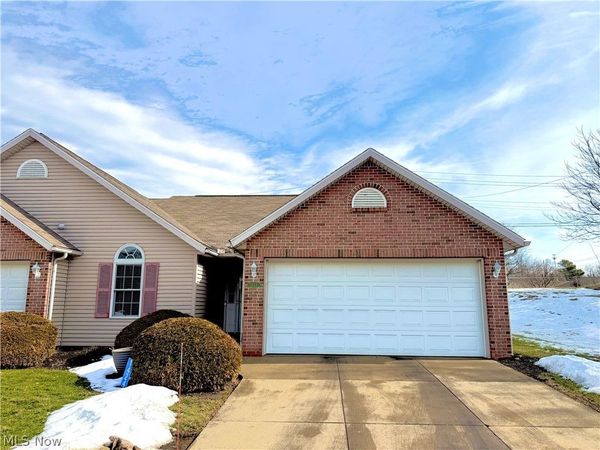 1424 Channonbrook Street SW, Canton, OH 44710