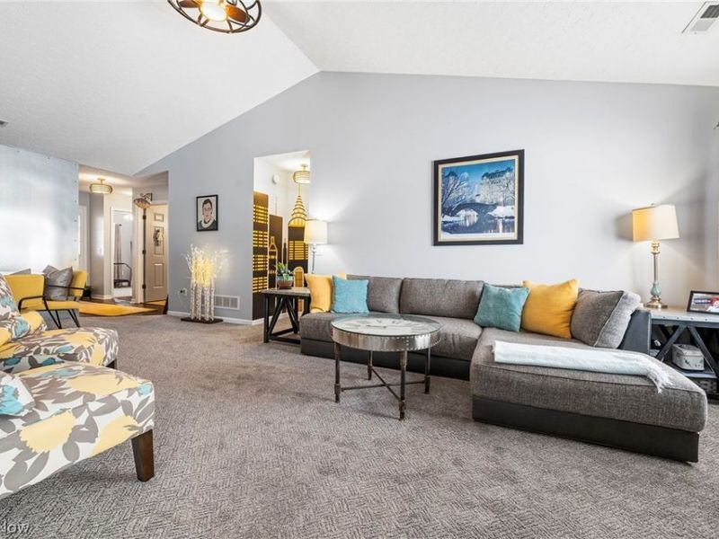 1424 Channonbrook Street SW, Canton, OH 44710 Photo 15