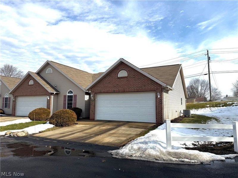 1424 Channonbrook Street SW, Canton, OH 44710 Photo 22