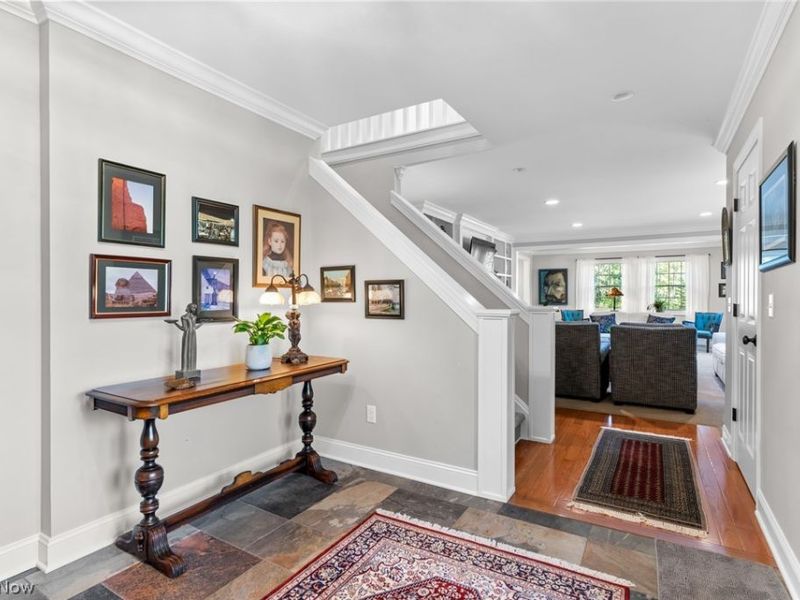 7059 Deepwood Drive, Chagrin Falls, OH 44022 Photo 4