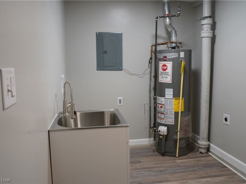 5196 Farr Avenue, Lorain, OH 44055 Photo 14