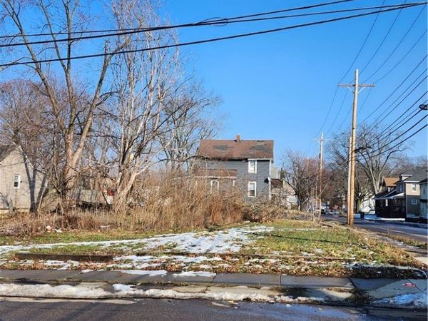 281 E Thornton Street, Akron, OH 44311