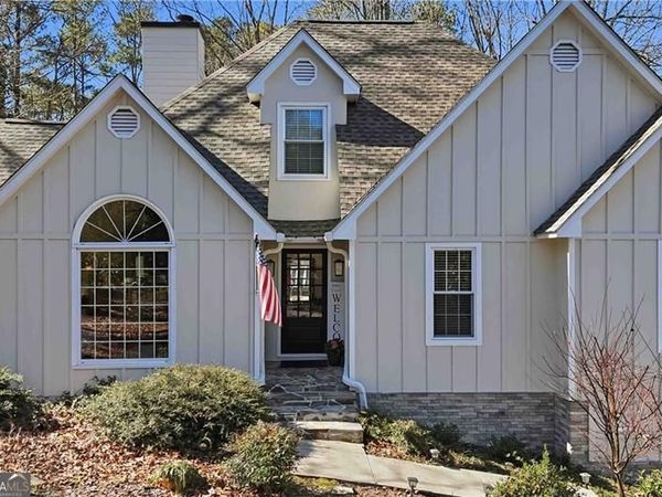 503 Falls Way, Woodstock, GA 30188