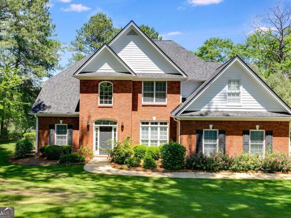 110 Pond View Point, Lagrange, GA 30240