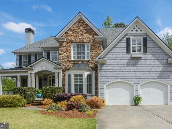 520 Redding View Court, Atlanta, GA 30328