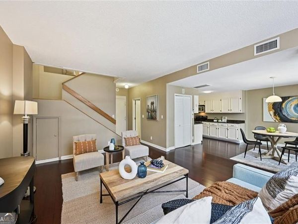 145 15th Street NE, Unit 204, Atlanta, GA 30309